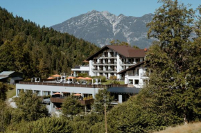 Отель Das Graseck - mountain hideaway & health care  Гармиш-Партенкирхен
